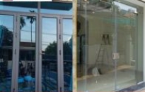 SO SÁNH CHI TIẾT VỀ CỬA NHÔM KÍNH VÀ CỬA KÍNH CƯỜNG LỰC